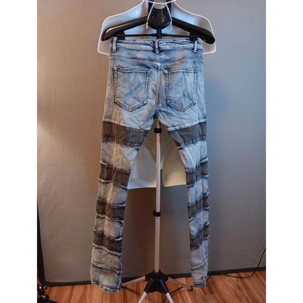 Men COOPER 9 Stack Block Jeans - Picture 4 of 4